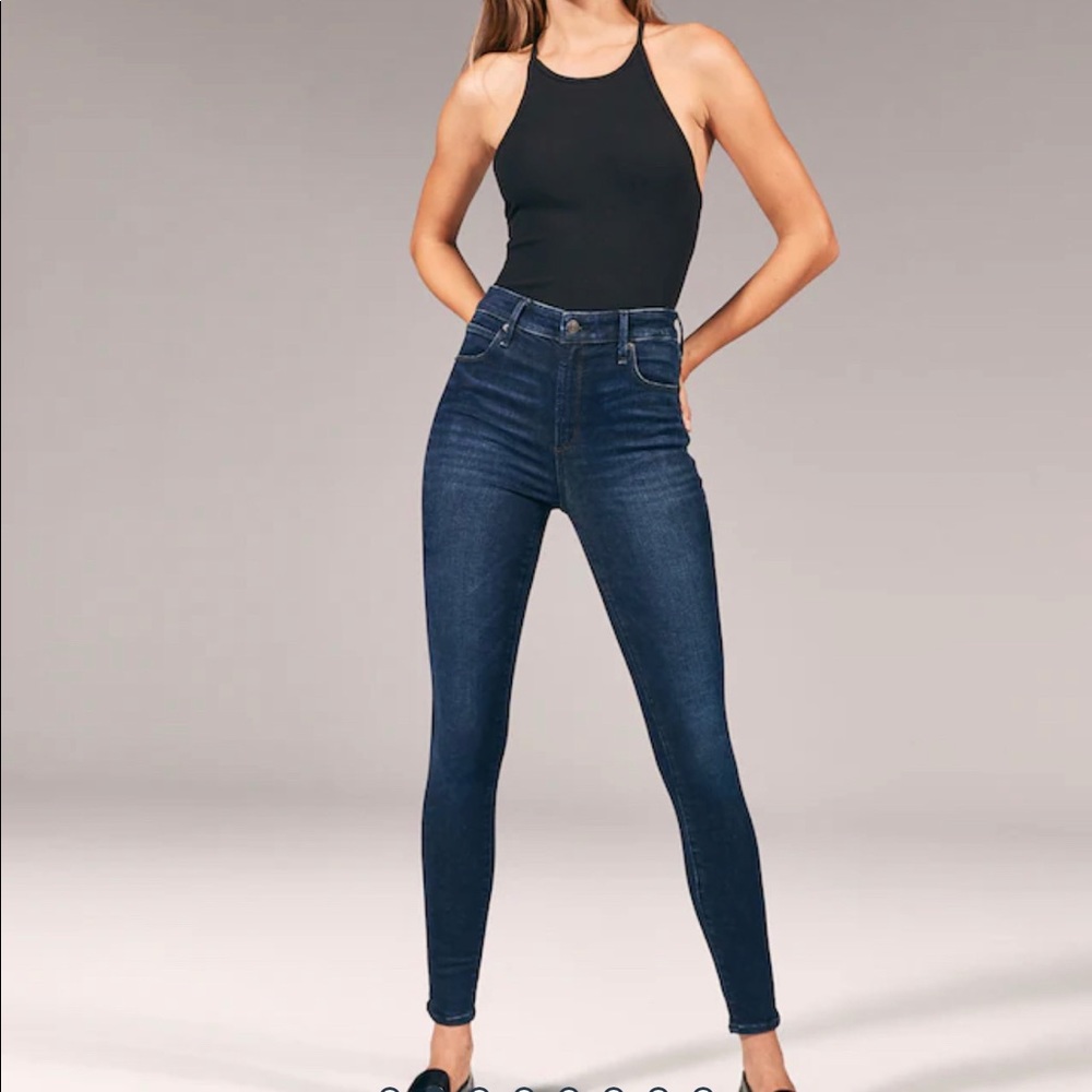 ABERCROMBIE SIMONE SUPER HIGH RISE SKINNY JEAN, 28